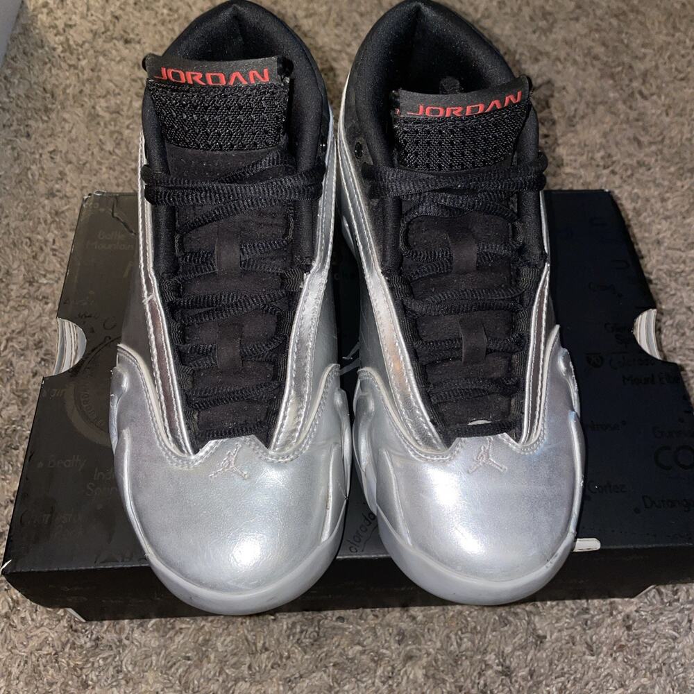 Jordan 14 Low Top Sneaker Silver/Black Kids US 6.5 Leather Basketball DH4121-060